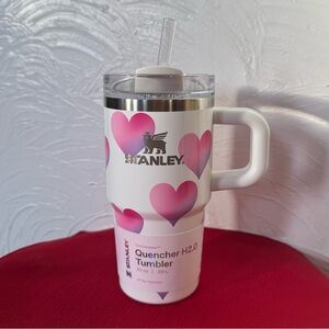 Stanley Valentines 20oz Quencher H2.0 Tumbler Frost Heart Gradient